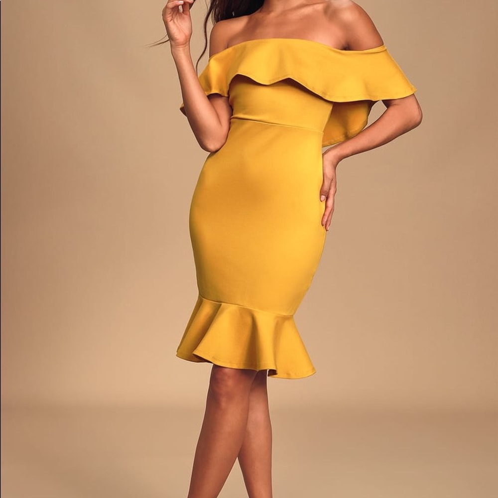 Lulu’s Mustard Off-the-Shoulder Bodycon Dress—XS